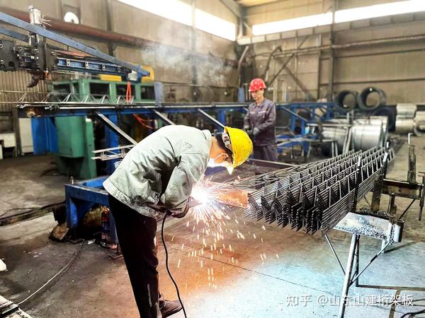 怎么搭桁架_搭桁架怎么搭_搭桁架視頻