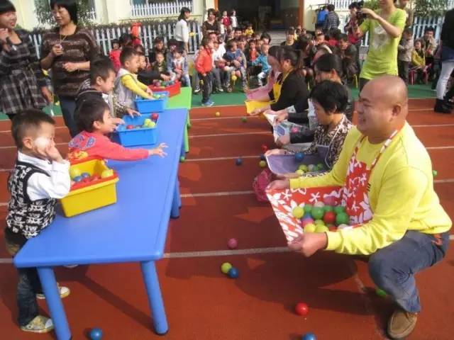 餐飲六一兒童節(jié)活動(dòng)策劃_餐飲行業(yè)六一兒童節(jié)活動(dòng)策劃_六一策劃餐飲兒童節(jié)活動(dòng)方案