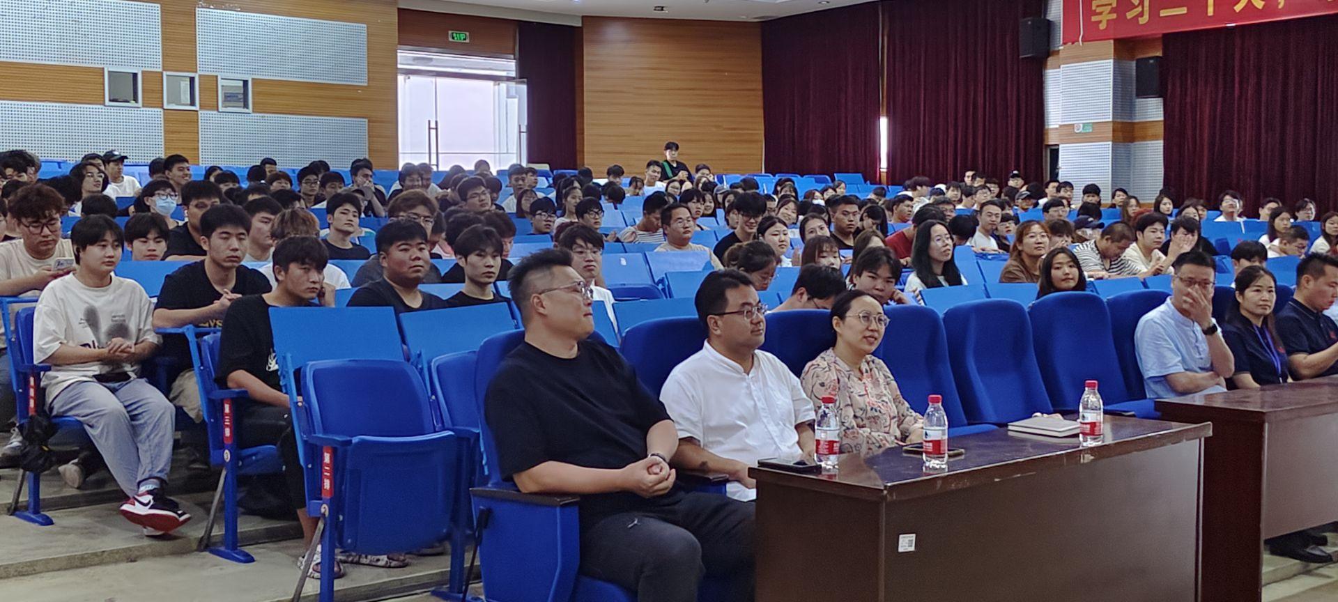 圣誕節(jié)策劃案活動(dòng)主題_圣誕策劃案活動(dòng)_圣誕節(jié)活動(dòng)策劃主題