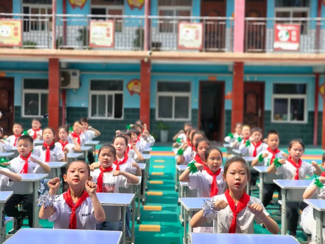 課桌文化活動(dòng)策劃書(shū)_課桌文化主題_課桌文化活動(dòng)策劃