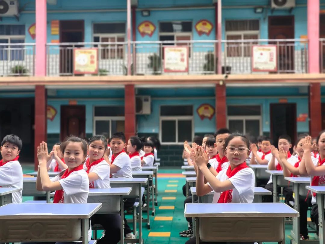 課桌文化主題_課桌文化活動(dòng)策劃書(shū)_課桌文化活動(dòng)策劃