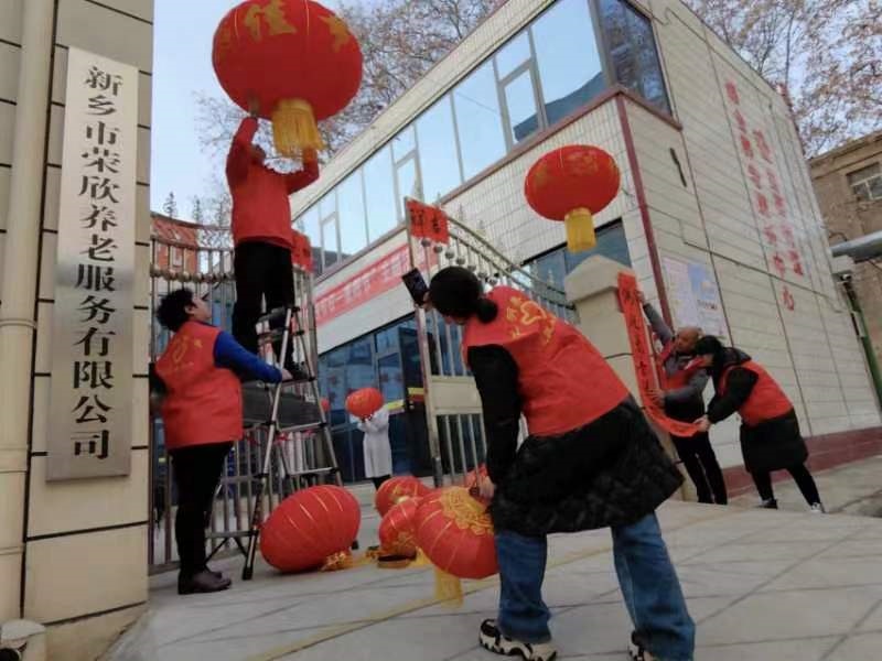 寫春聯(lián)送春聯(lián)宣傳_贈送春聯(lián)_2013年春節(jié)免費書寫贈春聯(lián)活動策劃書