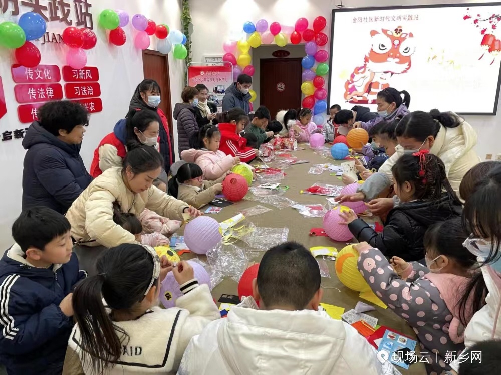 2013年春節(jié)免費書寫贈春聯(lián)活動策劃書_寫春聯(lián)送春聯(lián)宣傳_贈送春聯(lián)