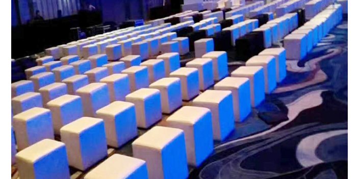 花都區(qū)商場舞臺桌椅專業(yè)搭建,舞臺桌椅