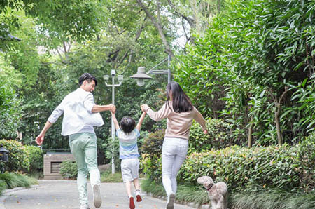 【幼兒園愛心義賣策劃書】幼兒園愛心義賣活動(dòng)方案