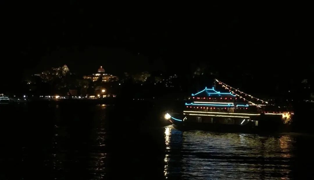 策劃圈快閃朋友活動怎么寫_朋友圈快閃活動策劃_策劃圈快閃朋友活動怎么發(fā)