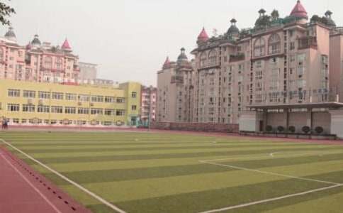 愛心義賣校園活動方案：提高物品使用率，減少浪費(fèi)