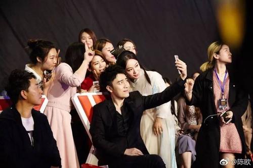 陳歐聚美優(yōu)品的廣告詞_聚美優(yōu)品陳歐創(chuàng)業(yè)成功的原因_聚美優(yōu)品陳歐的父親