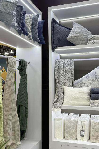 毛巾陳列造型_毛巾陳列圖_毛巾美陳陳列