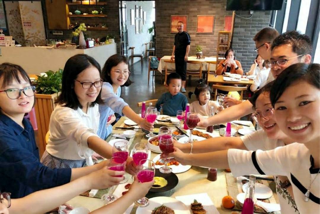 寶山區(qū)戶外拓展訓(xùn)練策劃關(guān)鍵點(diǎn)：目標(biāo)設(shè)定與團(tuán)隊(duì)協(xié)作能力提升