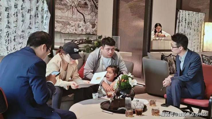 蘇州房地產(chǎn)活動(dòng)策劃_保利高屋行服務(wù)模式_蘇州高端改善房市場(chǎng)